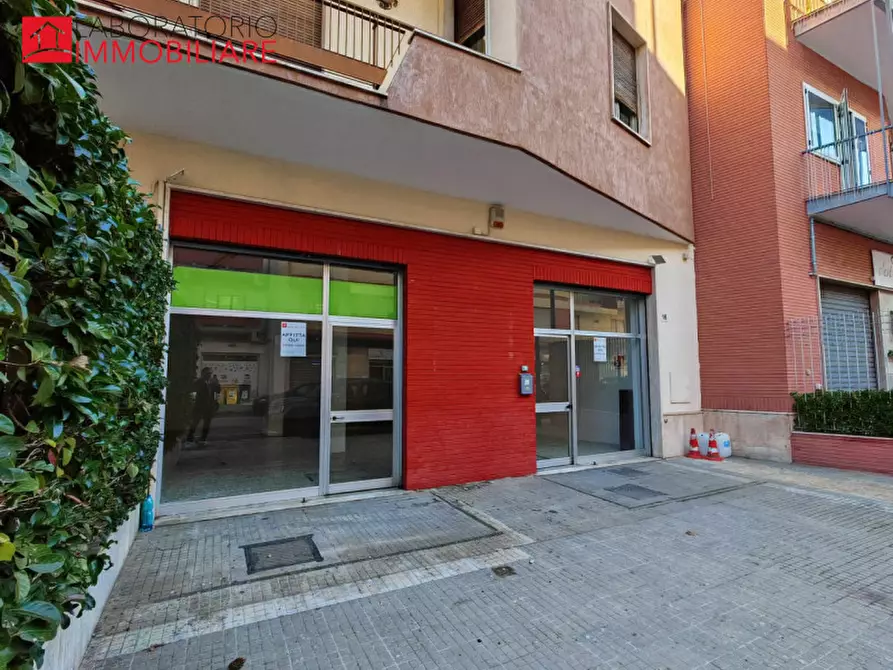negozio in affitto a Lecce in zona Partigiani