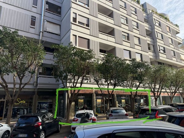 locale commerciale in affitto a Lecce in zona Mazzini