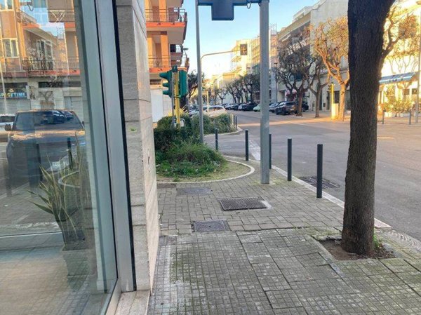 negozio in affitto a Lecce in zona Leuca