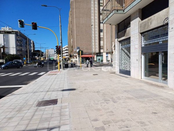 negozio in affitto a Lecce in zona Salesiani
