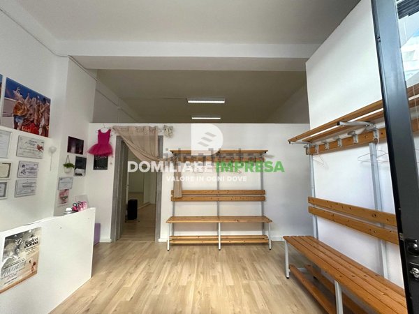 locale commerciale in affitto a Lecce in zona Ariosto