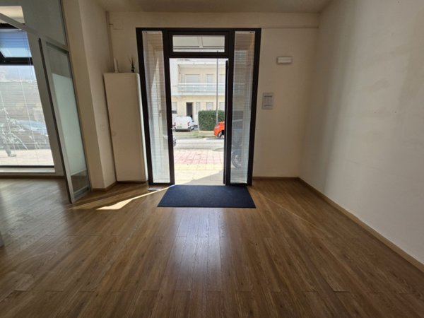negozio in affitto a Lecce