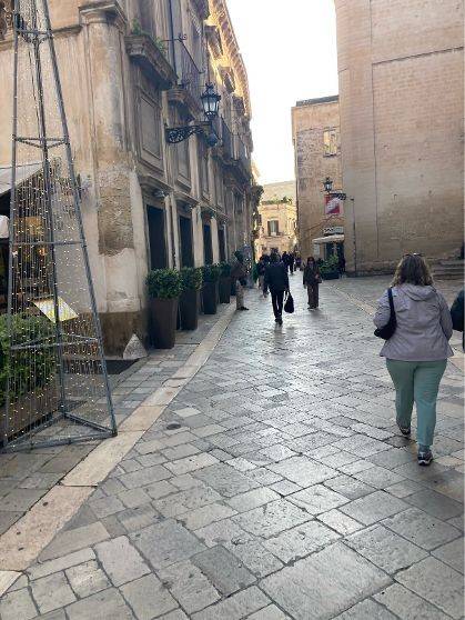 negozio in affitto a Lecce in zona Centro Città