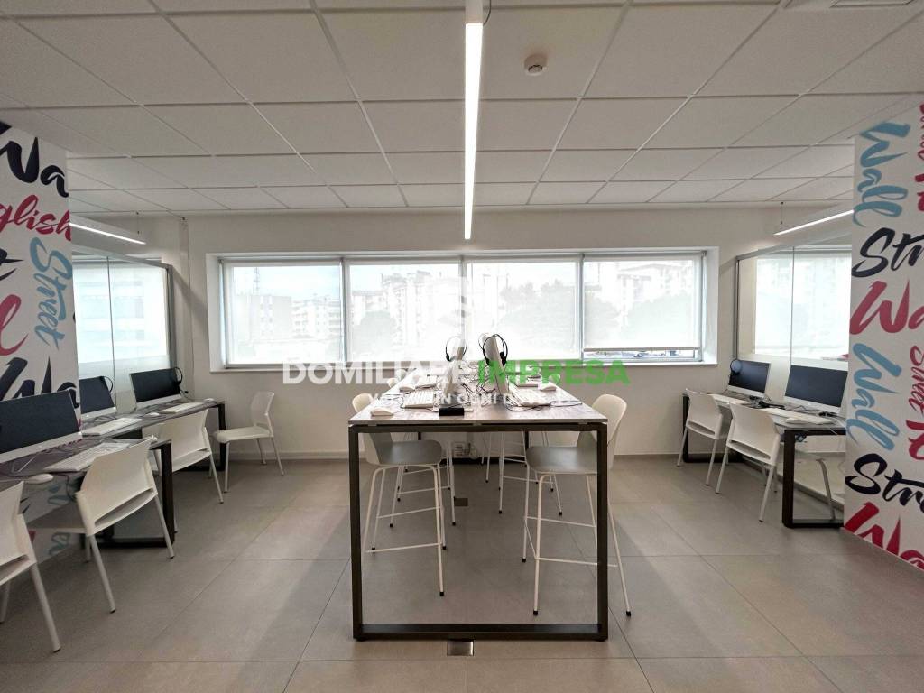 negozio in affitto a Lecce in zona Stadio