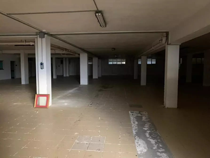 locale di sgombero in affitto a Lecce in zona Frigole