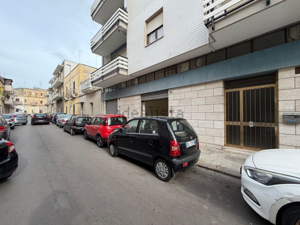 locale commerciale in affitto a Lecce in zona Leuca