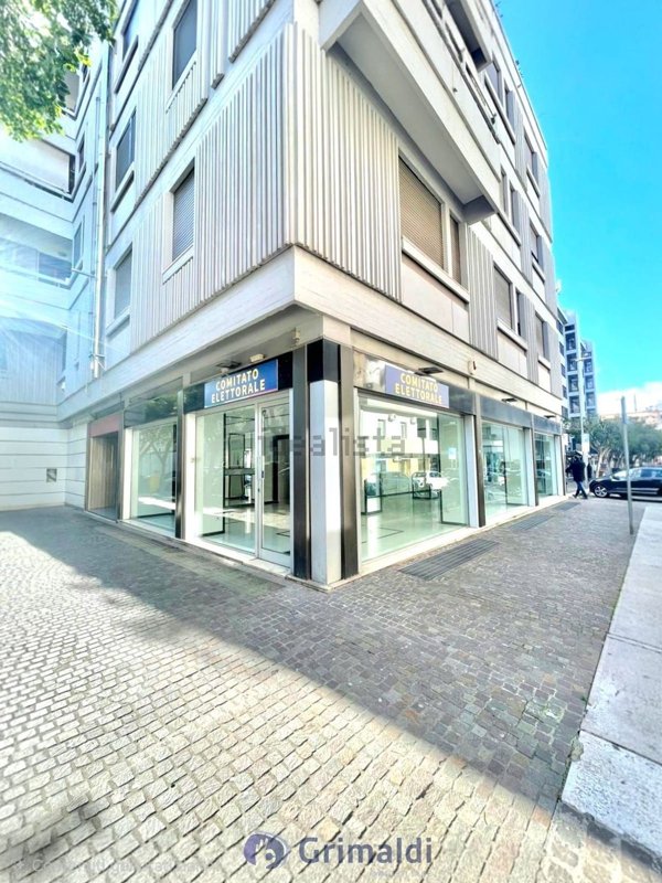 locale commerciale in affitto a Lecce in zona Mazzini