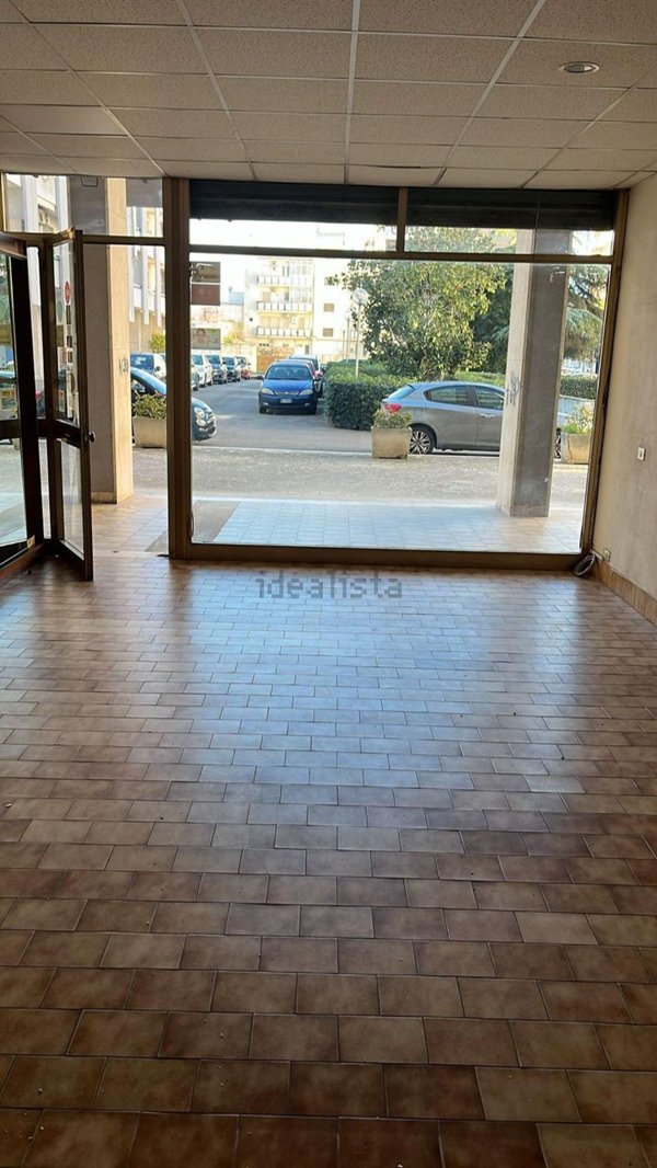 locale commerciale in affitto a Lecce in zona Salesiani