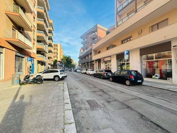 negozio in affitto a Lecce in zona Ariosto