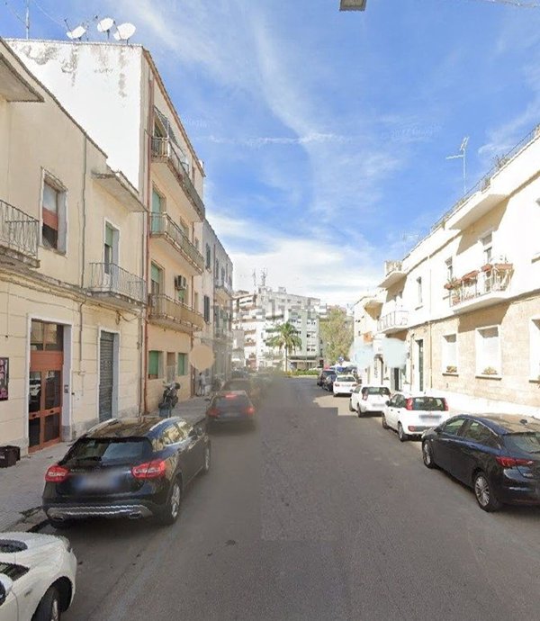 locale commerciale in affitto a Lecce in zona Ariosto