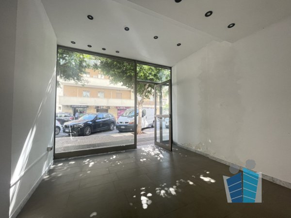 locale commerciale in affitto a Lecce in zona Mazzini