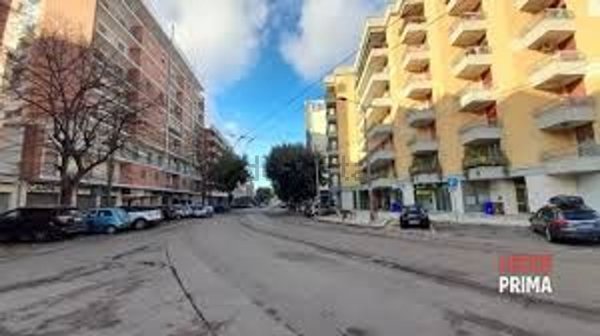 locale commerciale in affitto a Lecce in zona Leuca