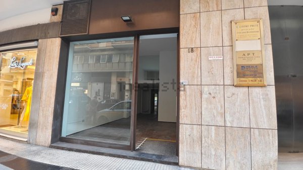 locale commerciale in affitto a Lecce in zona Mazzini