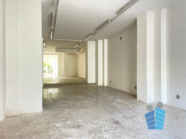 locale commerciale in affitto a Lecce in zona Centro Città
