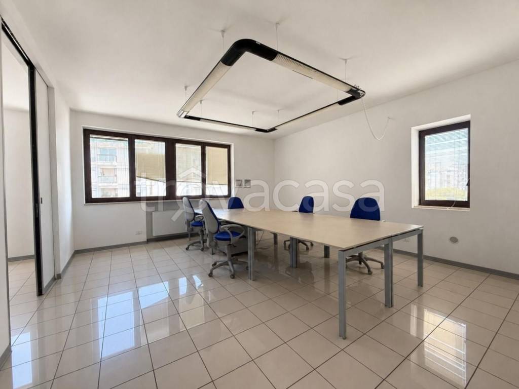 ufficio in affitto a Lecce in zona Stadio