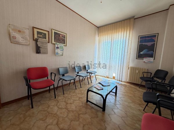 ufficio in affitto a Lecce in zona Ariosto