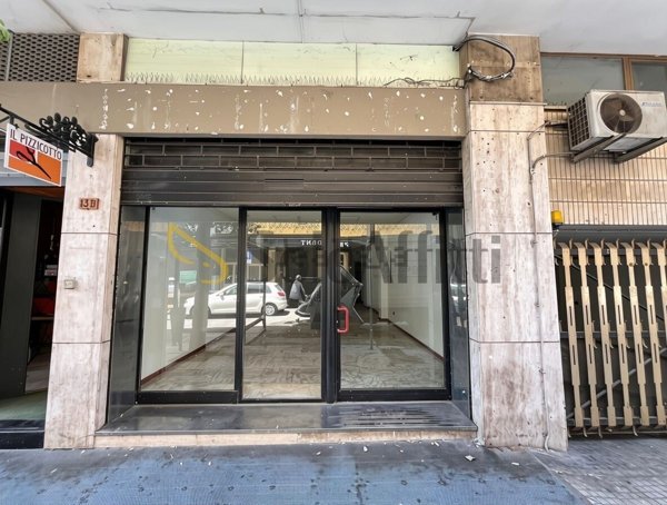 locale commerciale in affitto a Lecce