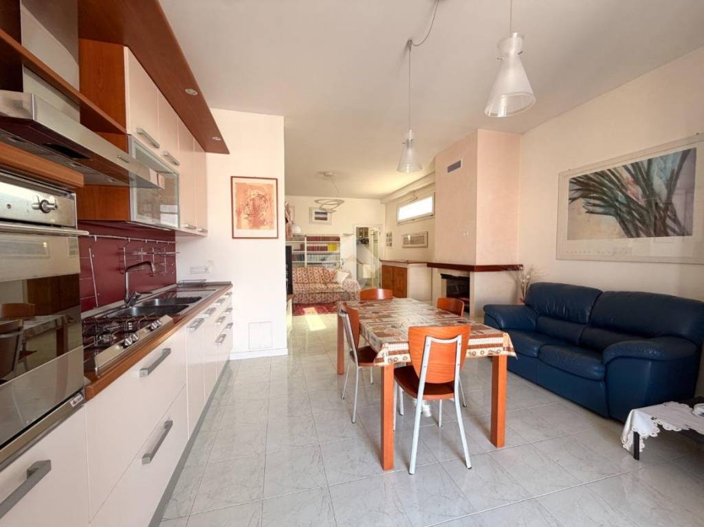 appartamento in affitto a Lecce in zona Ariosto