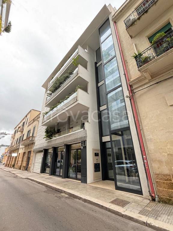 locale commerciale in affitto a Lecce in zona Mazzini