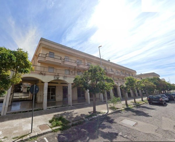 locale commerciale in affitto a Lequile