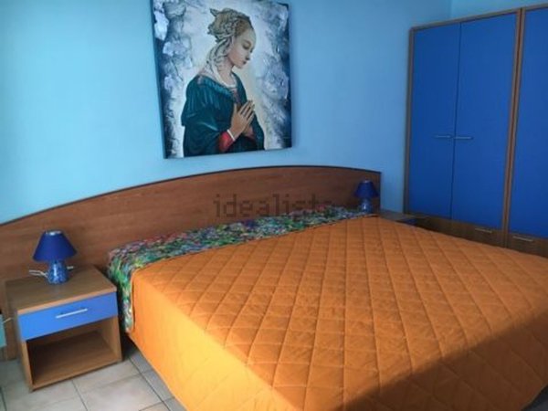 appartamento in affitto a Lizzanello in zona Merine