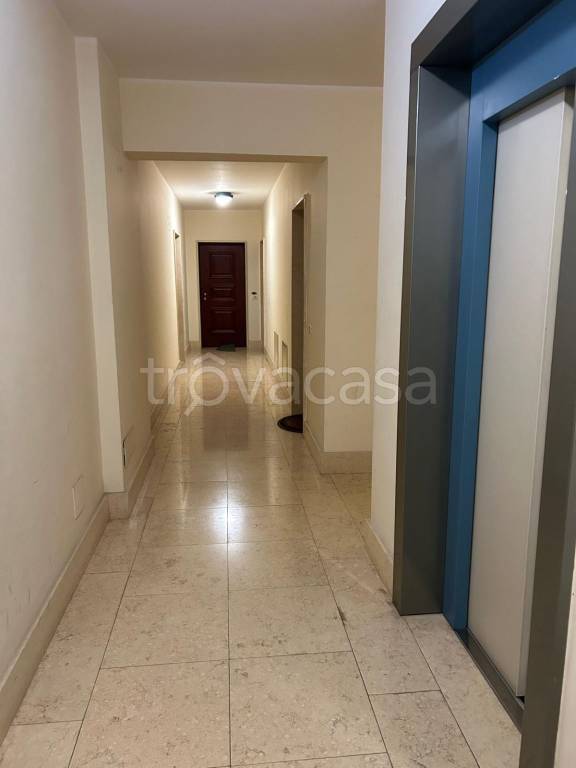 appartamento in affitto a Lizzanello in zona Merine