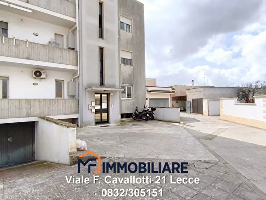 appartamento in affitto a Lizzanello in zona Merine