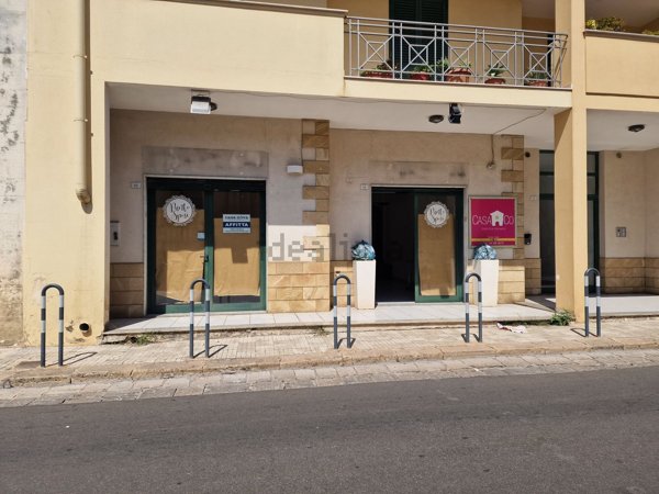 negozio in affitto a Maglie