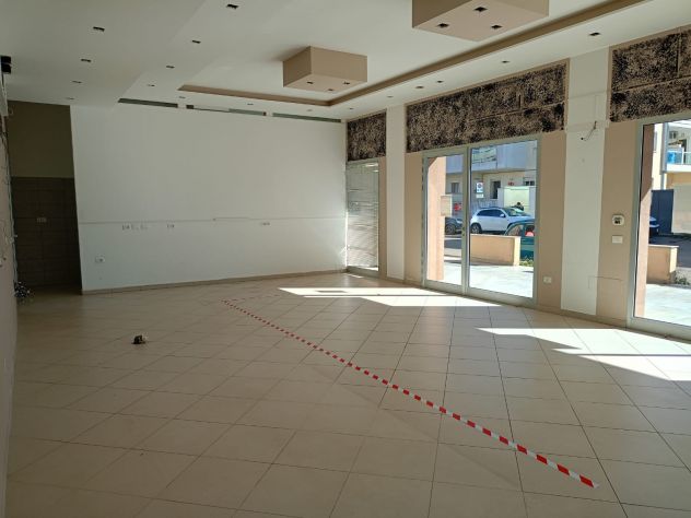 negozio in affitto a Maglie