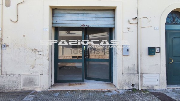 locale commerciale in affitto a Maglie