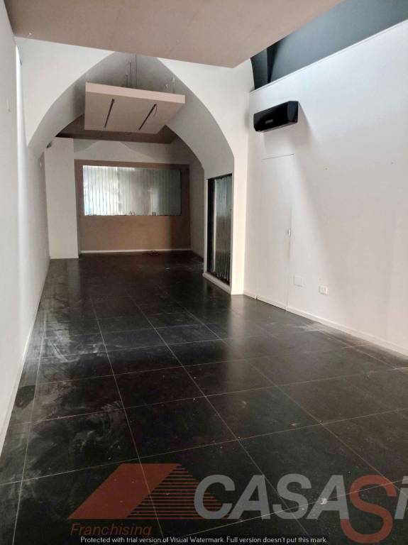 negozio in affitto a Maglie