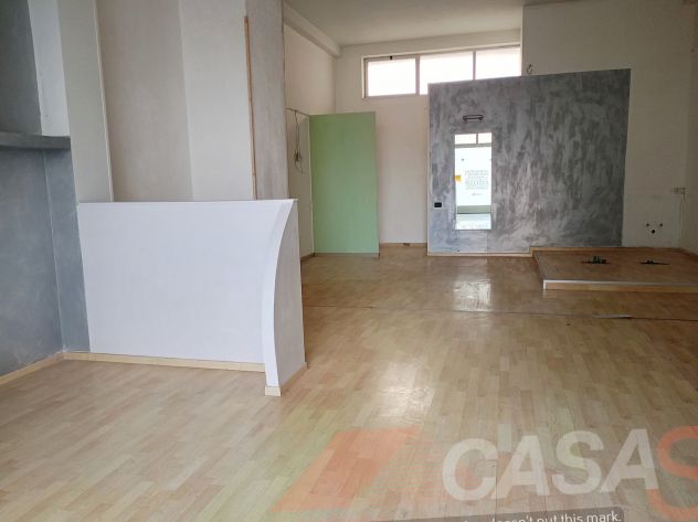 negozio in affitto a Maglie