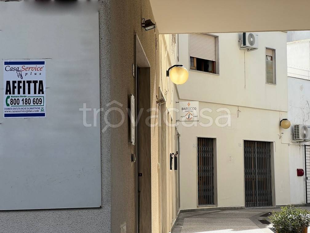 negozio in affitto a Matino