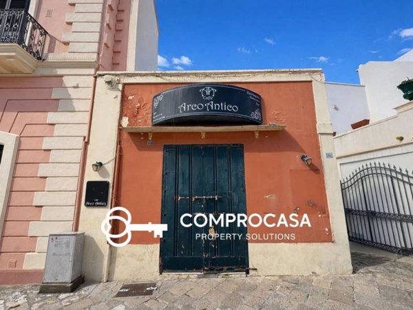 negozio in affitto a Matino