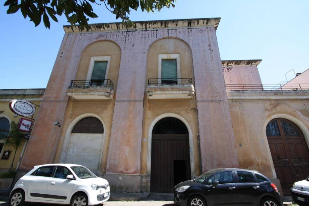 negozio in affitto a Matino