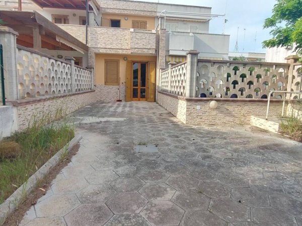 casa indipendente in affitto a Melendugno in zona Torre dell'Orso