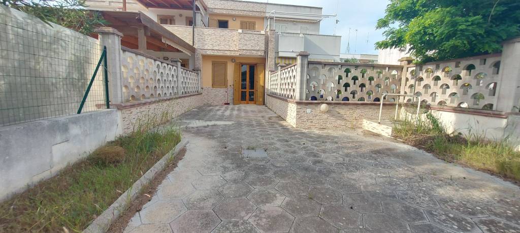 casa indipendente in affitto a Melendugno in zona Torre dell'Orso