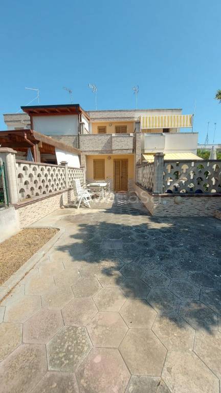 casa indipendente in affitto a Melendugno in zona Torre dell'Orso