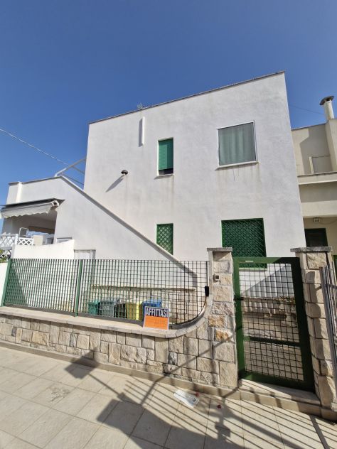 appartamento in affitto a Melendugno in zona Torre dell'Orso