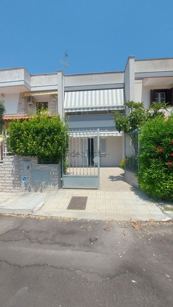 casa indipendente in affitto a Melendugno in zona Torre dell'Orso