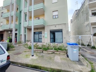 negozio in affitto a Monteroni di Lecce