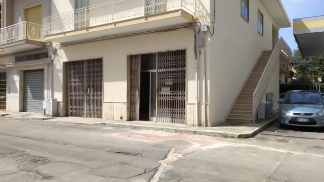 locale commerciale in affitto a Monteroni di Lecce