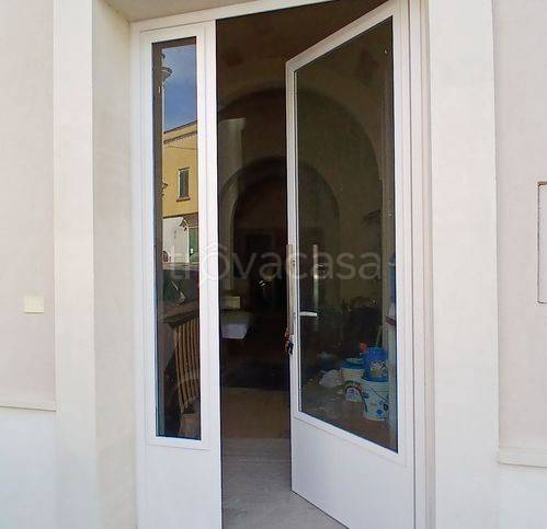 negozio in affitto a Monteroni di Lecce