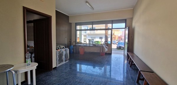 locale commerciale in affitto a Monteroni di Lecce