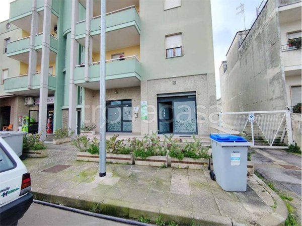negozio in affitto a Monteroni di Lecce