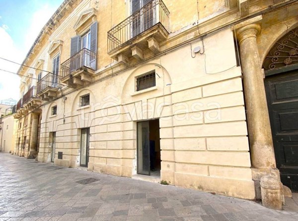 negozio in affitto a Nardò