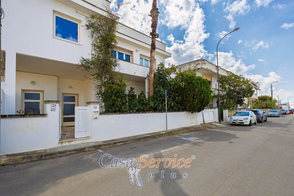 esavano in affitto a Racale