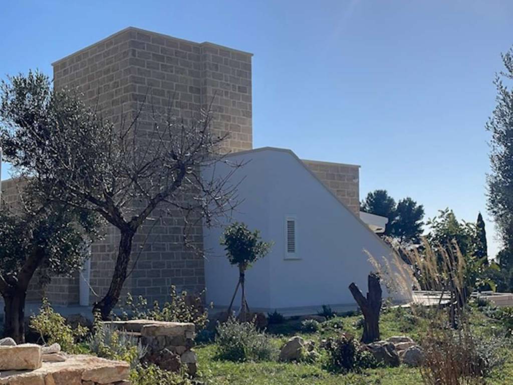 casa indipendente in affitto a Salve in zona Torre Pali