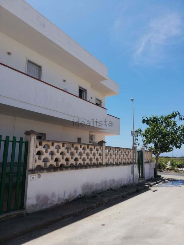 appartamento in affitto a Salve in zona Torre Pali