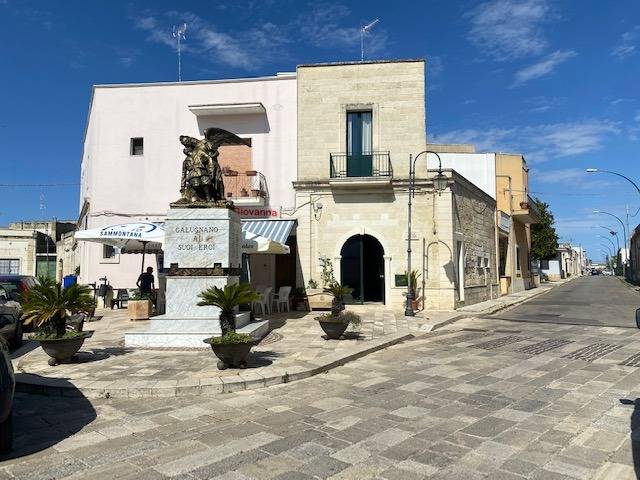 negozio in affitto a San Donato di Lecce in zona Galugnano